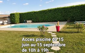 Au Calme, Confortable Avec Terrasse
